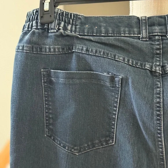 Women's Plus Jeans, Right Fit by Catherine's Straight Leg, Size 18W - Picture 4 of 11